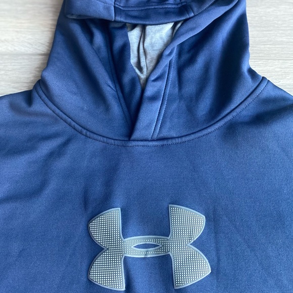 Under Armour Hoodie - Picture 2 of 3
